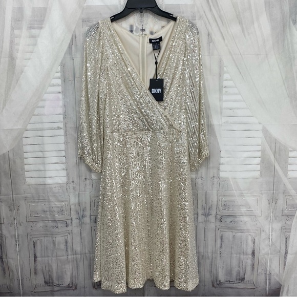 DKNY Size 8 Silver 3/4 Sleeve Sequin Surplice Dress Belted Fit & Flare Cocktail - Picture 10 of 14